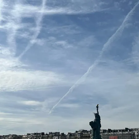 Charm 10min Walk Eiffel Tower Daire Paris